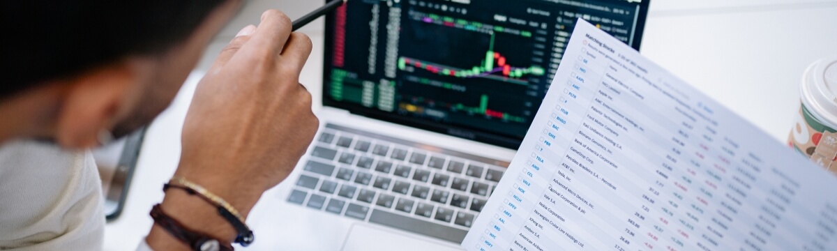 Business user reviewing Microsoft 365 data protection and backup costs on a laptop